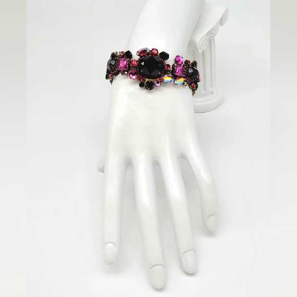 Sorrelli Garnet + Red Aurora Borealis Swarovski Crystal Statement Bracelet - Picture 8 of 12